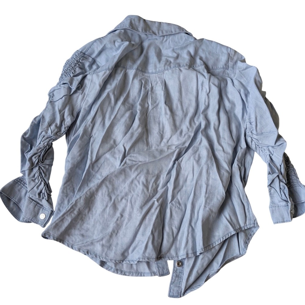 White House Black Market WHBM Blue Smocked Sleeve Denim Look Shirt Size 2 NEW - Picture 3 of 6